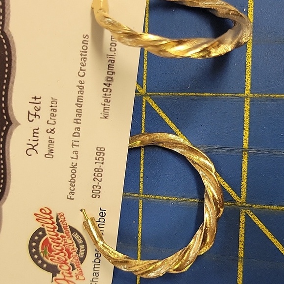 Twisted Gold Tone 1.25" Hoop Earrings - Picture 1 of 2